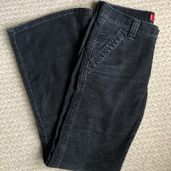 Levi’s black corduroy pants - Picture 1 of 3